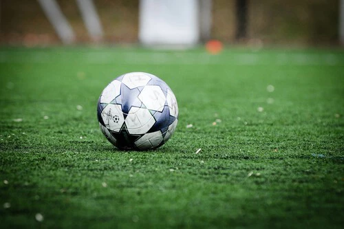 Foto de un balón de fútbol