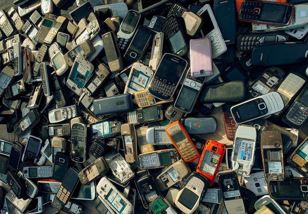 Europa pierde 16.000 millones al año en basura electrónica. España ha arrancado el primer horno europeo para recuperarlos