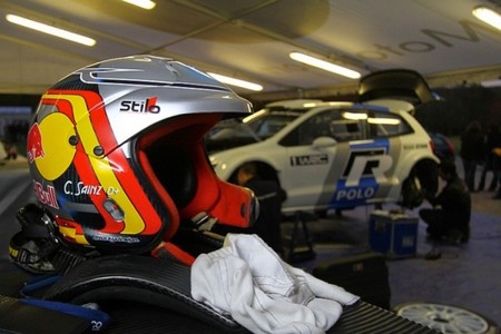 Carlos Sainz se ofrece para hacer debutar el Polo R WRC