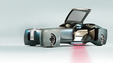 ¡Adiós a los V12! Rolls-Royce sólo venderá coches eléctricos en 2040