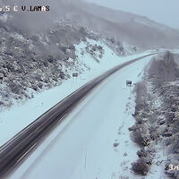 Ingrid ya está aquí: la ciclogénesis explosiva ya tiene decenas de carreteras españolas afectadas por nieve. Y será peor este fin de semana 