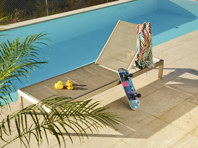 Plan piscina: tumbonas que son tendencia 