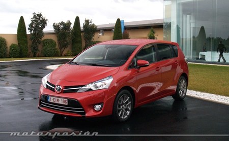 Toyota Verso 2013 presentación Niza 02