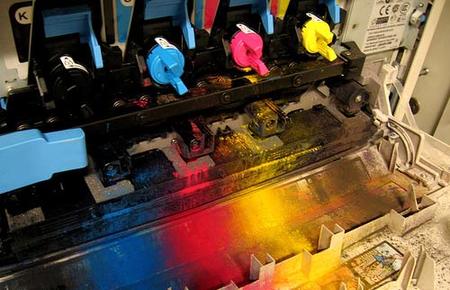 La tinta de impresora, uno de los líquidos más caros del mundo