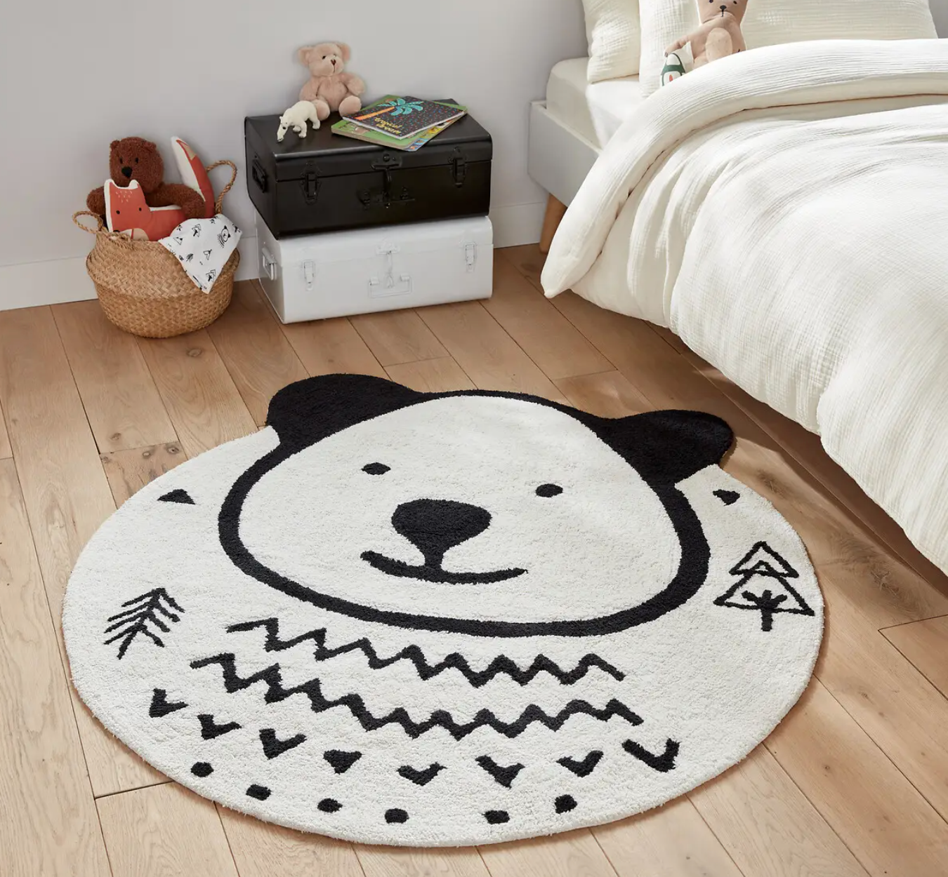 Alfombra para niños forest camp para que los niños jueguen a inventar historias sobre exploradores y héroes..