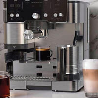 Quedan solo unas horas para que puedas hacerte con una de las mejores cafeteras superautomáticas a buen precio 