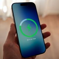 La batería de tu iPhone durará más con iOS 26. He encontrado en Ajustes una función que Apple no ha anunciado en la Keynote 