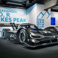 Romain Dumas y Volkswagen, a por el récord de Loeb en Pikes Peak con un coche 100% eléctrico