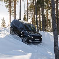 Hay miedo a los aranceles y a que se repita la historia del I-PACE: Jaguar Land Rover retrasa su Range Rover eléctrico