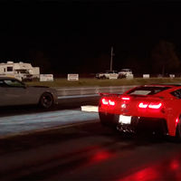 Vídeo: el Chevrolet Corvette ZR1 deja sentado en el cuarto de milla... ¡al Dodge Challenger SRT Demon!