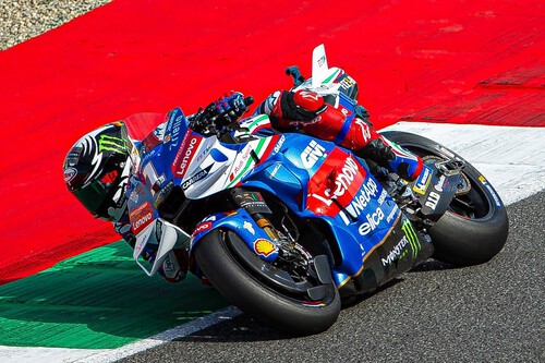 Pecco Bagnaia tiñe de azul Mugello y Enea Bastianini rompe la racha de Marc Márquez con un final de bestia