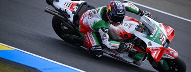 ¡Increíble! Johann Zarco gana la carrera más loca de MotoGP, Marc Márquez sobrevive y Fermín Aldeguer se estrena en el podio 