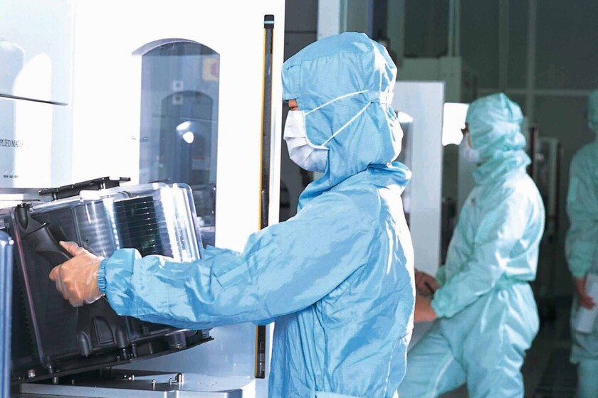 Los fabricantes de semiconductores están haciendo su agosto gracias a la crisis: Samsung acaba de obtener sus mayores beneficios en tres años thumbnail
