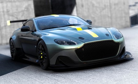Aston Martin Vantage AMR Pro