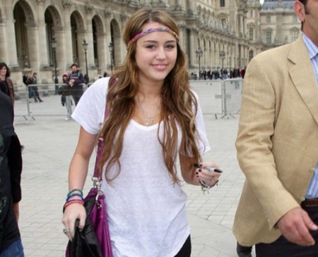 Miley Cyrus aclara los rumores sobre ella y Nick Jonas