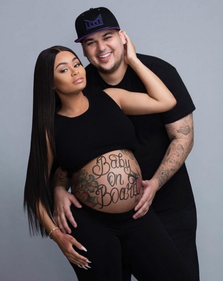 ¿Peleas de hermanos? Rob Kardashian se la lía a Kylie Jenner en Twitter