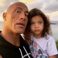 "Soy una niña maravillosa": la lección que 'La Roca' quiso que su hija aprendiera el Día Internacional de la Mujer