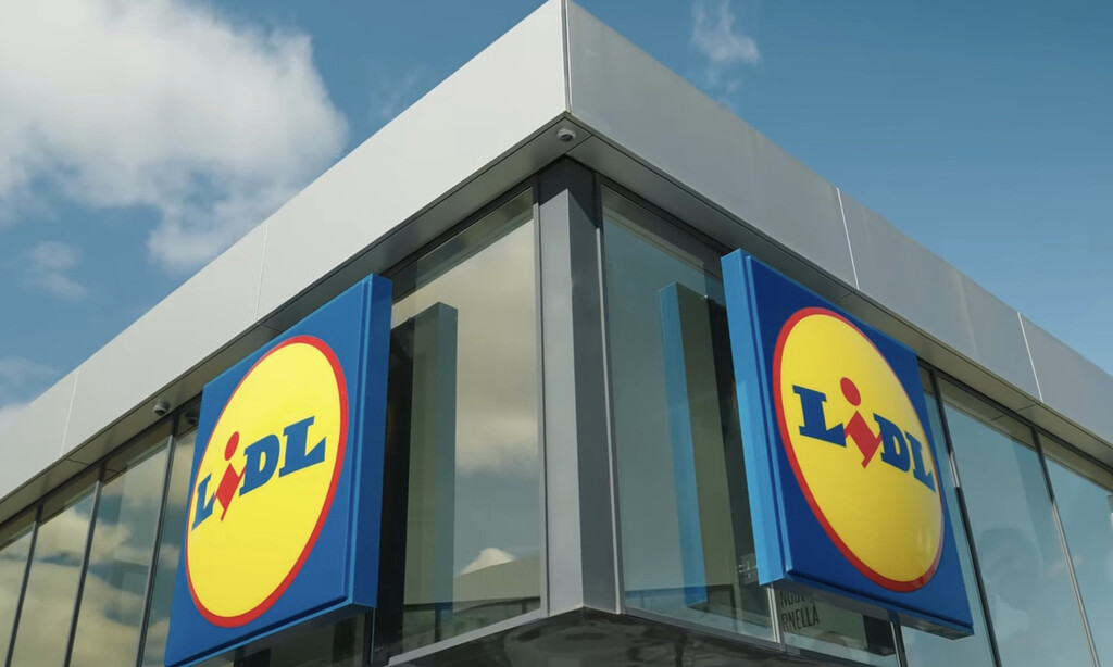 Ha llegado a Lidl la solución barata (por menos de 5 euros) para proteger la vitrocerámica y ganar espacio extra en la cocina 