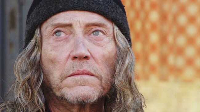 Christopher Walken (83 años): "He hecho de muchos villanos y psicópatas, pero soy una persona muy normal que paga sus cuentas y lleva 50 años casado"