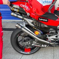 Ducati contra el mundo: es la única que quiere motores híbridos en MotoGP, y el resto de fabricantes se niega