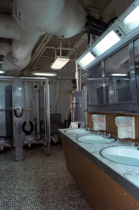 A Head Aboard The Nuclear Powered Aircraft Carrier Uss Enterprise Cvn 65 9d643c 1024 Jpg