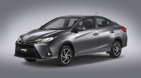 El Toyota Yaris Sedán ya prepara su próxima generación con una nueva plataforma