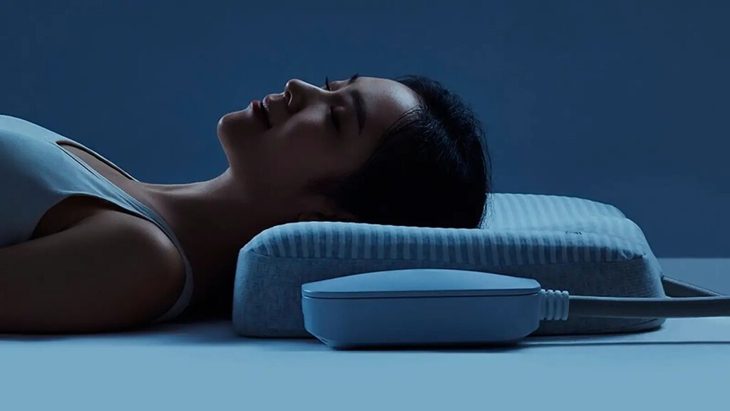 Lo último de Xiaomi es una almohada inteligente cargada de tecnología que sirve para dejar de roncar