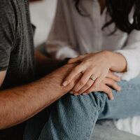 Relaciones sexuales dolorosas tras el parto: a qué se debe y cuándo es necesario consultar