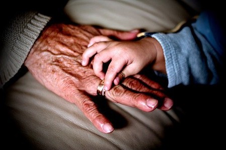 manos-de-abuelo