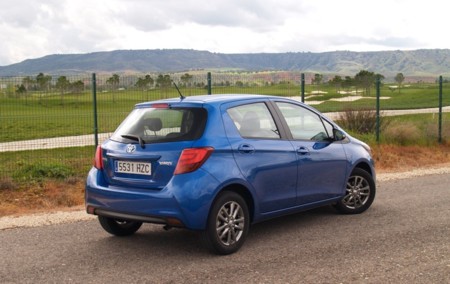 Probamos el nuevo Toyota Yaris 90D 2015: conducción y motorización