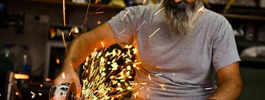 Existe um grupo de pessoas que não está enfrentando dificuldades no mercado de trabalho: as pessoas com mais de 55 anos 