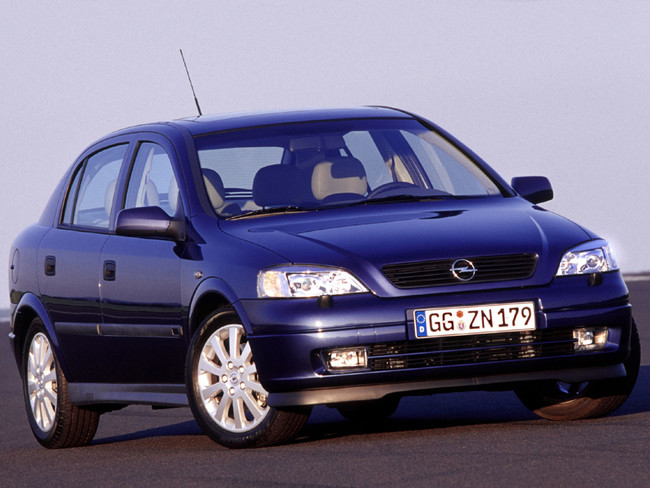 Opel Astra 2