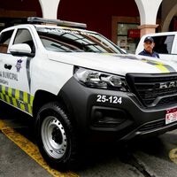 Adiós a los vidrios polarizados en Michoacán: este municipio comenzó a retirarlos en autos y patrullas 