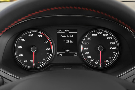 Seat Ibiza TGI cuadro mandos