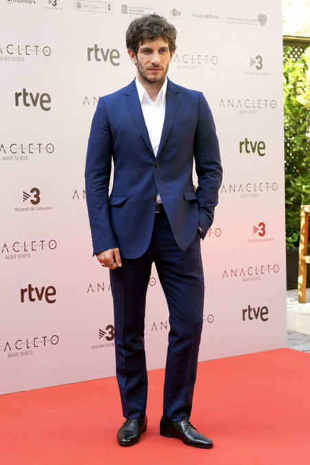 Hoy le verás desnudo por ahí, pero nosotros tenemos a Quim Gutiérrez muy bien vestido