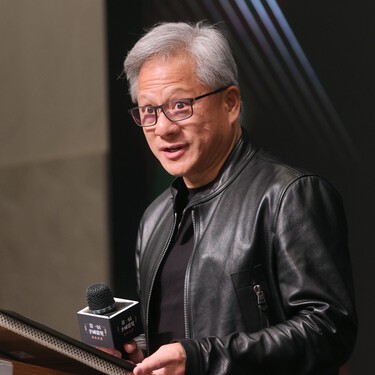 La política de Nvidia que hizo millonario a su CEO, Jensen Huang, es digna de admirarse: te cobra la comida pero te hace rico 