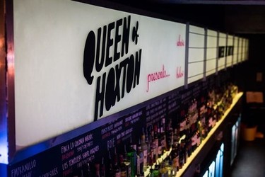 ¿Es un bar? ¿Un club? ¿Un cine? Queen of Hoxton es todo