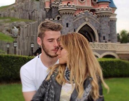 Edurne y De Gea, como dos protagonistas de cuentos de hadas en Disneyland