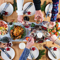 Es tentador empezar una "dieta milagro" a contrarreloj para llegar a la Navidad. Los expertos tienen algo que decir