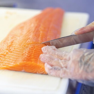 El truco del origami que te permite cocinar el pescado siempre en su punto