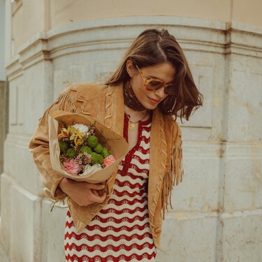 Cómodas, minimalistas y sin cordones: las zapatillas de Skechers que las mujeres de +40 no se quitan para caminar horas 