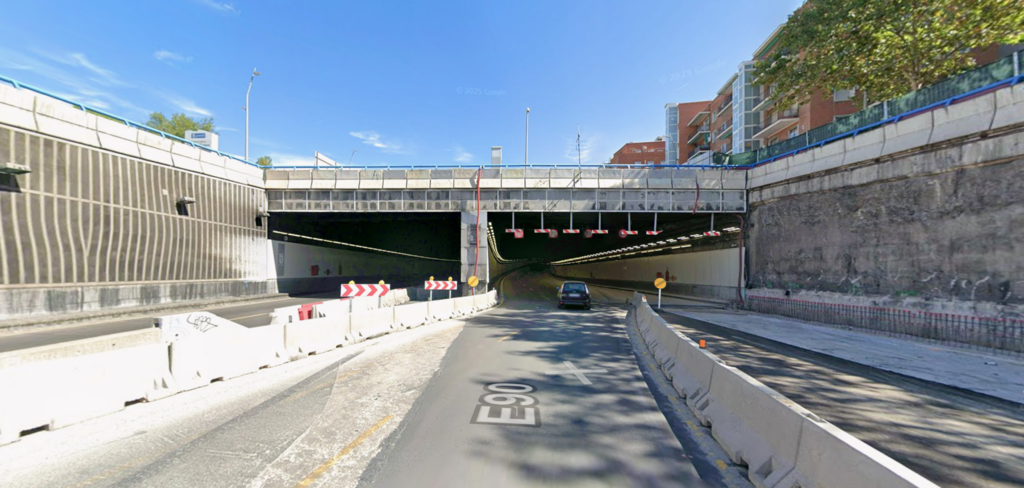 Hay todo un extenso sistema para no quedarnos incomunicados en los 48 km subterráneos de la M-30. Ya toca renovarlo