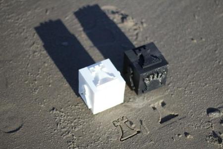 Cómo jugar al ajedrez en la arena de la playa