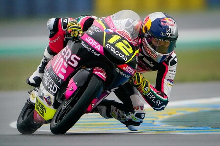 Filip Salac es el más rápido en unos húmedos y fríos entrenamientos libres de Moto3 en Le Mans