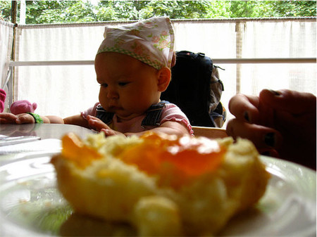 Comiendo en restaurante