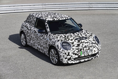 MINI Cooper 2023 avance