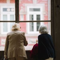 Servicios Sociales suprime la pensión no contributiva a una mujer de 80 años y le pide la devolución de 26.942 euros 