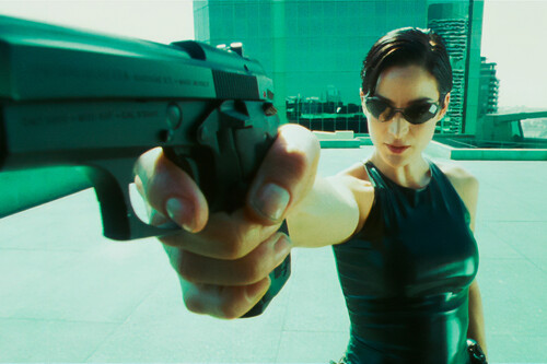 Fue casi un milagro que el reparto principal de The Matrix llegara a terminar el rodaje de la película debido a las lesiones