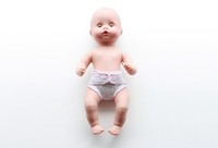 Proyecto DIY: haz un pañal para que tus hijos jueguen a los papás y mamás con sus muñecos 