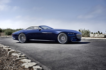 Vision Mercedes-Maybach 6 Cabriolet: un lujoso superyate para la carretera, en Pebble Beach